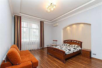 Uavoyage Business Apartments 키예프 외부 사진
