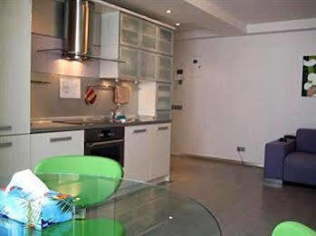 Uavoyage Business Apartments 키예프 외부 사진